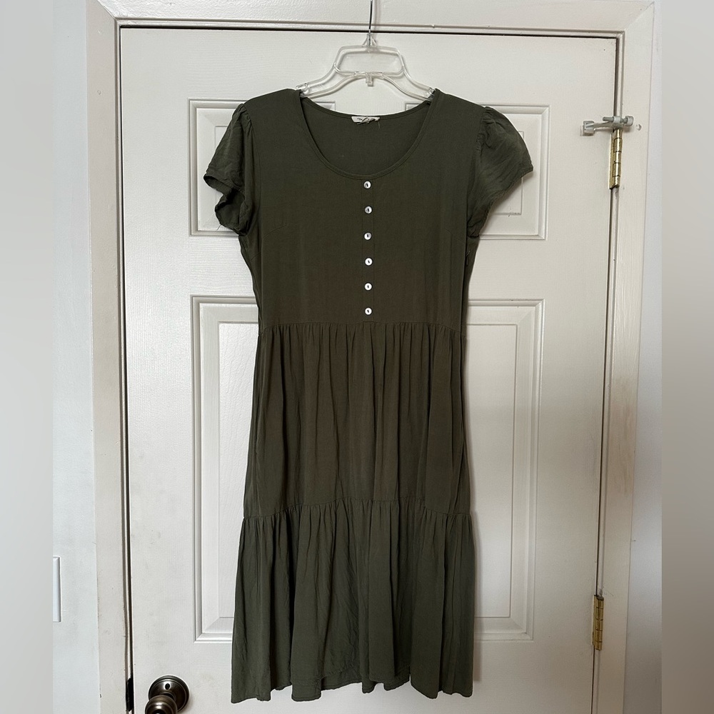 Green midi dress
